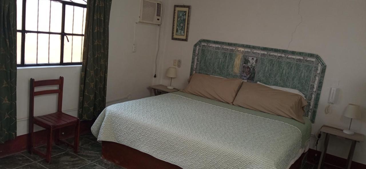 Motel Sahara Suites Barranca Ngoại thất bức ảnh